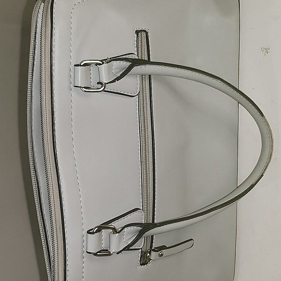 Kate and Alex  medium size clutch purse - Picture 5 of 7